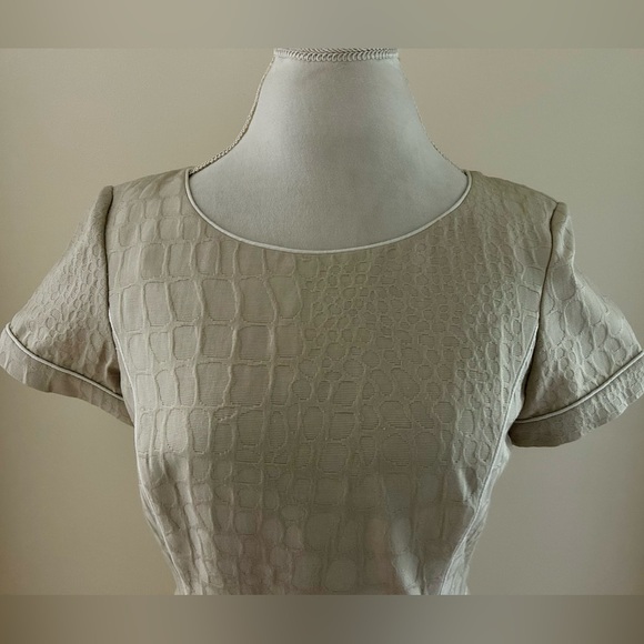 CUTE Alex Marie Tan Dress w/White Piping - Picture 3 of 6